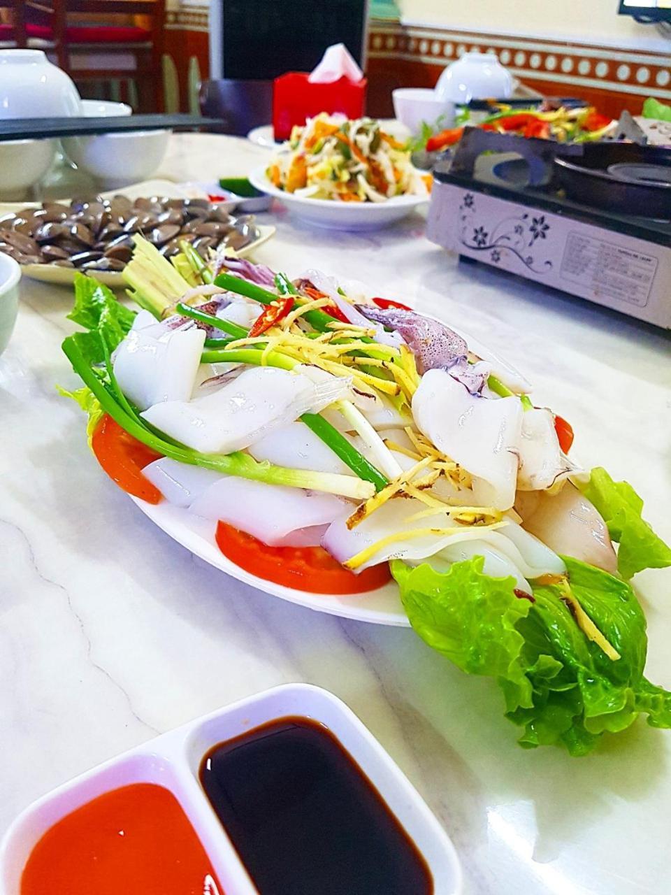 Nha Nghi Viet Khanh Hạ Long Exterior foto